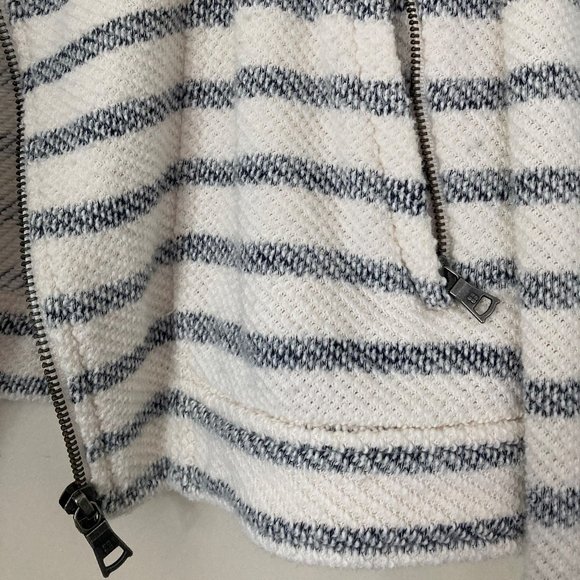 BCBGMaxAzria White/Gray Striped Cotton Jacket - Picture 7 of 7